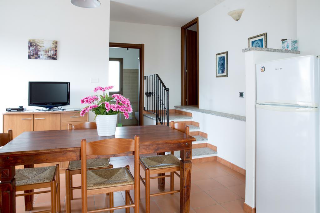 Appartamenti Torre Di Bari Bari Sardo Extérieur photo