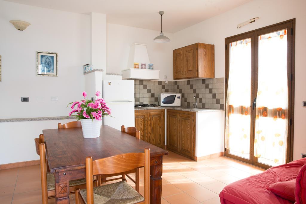 Appartamenti Torre Di Bari Bari Sardo Extérieur photo