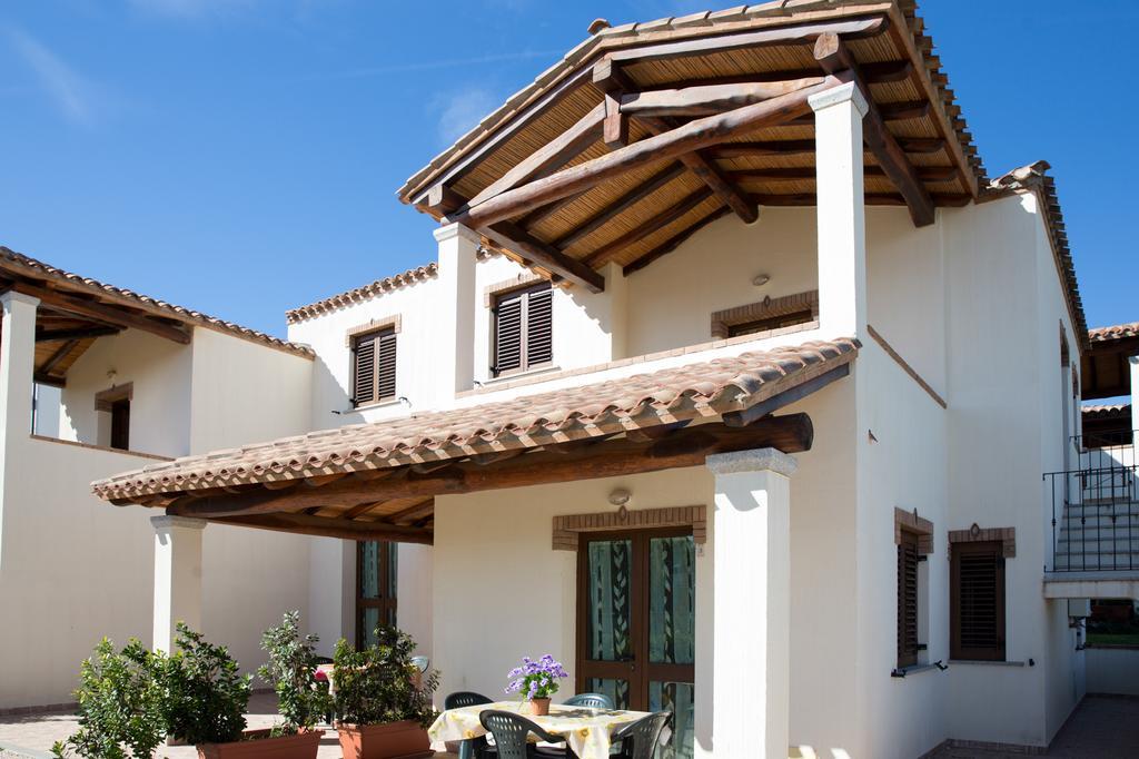Appartamenti Torre Di Bari Bari Sardo Extérieur photo